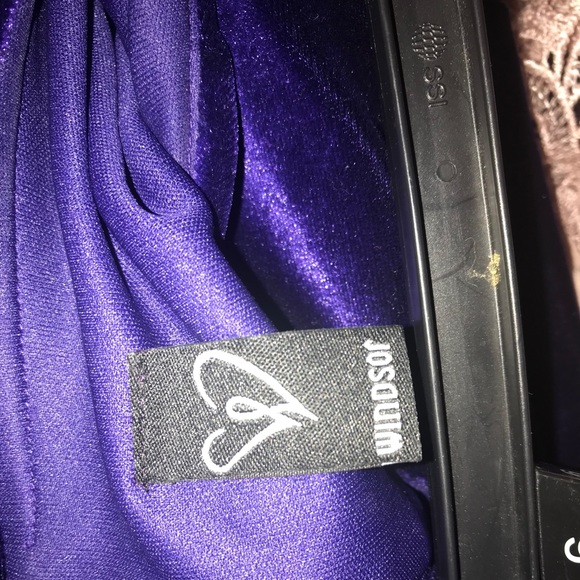 Purple velvet prom/formal dress - Picture 4 of 7